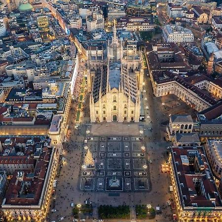 Апартаменти Duomo 10 Min Luxury • Terrazzo • Wi-Fi • Netflix Мілан Екстер'єр фото