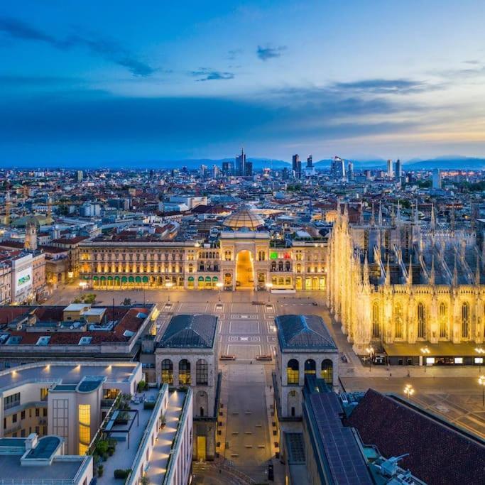 Апартаменти Duomo 10 Min Luxury • Terrazzo • Wi-Fi • Netflix Мілан Екстер'єр фото